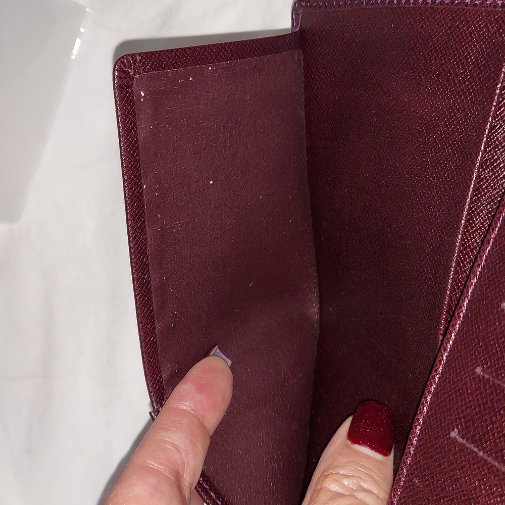 Louis Vuitton Long Taiga Plum  Leather Wallet Card Bifold Checkbook - Picture 5 of 7